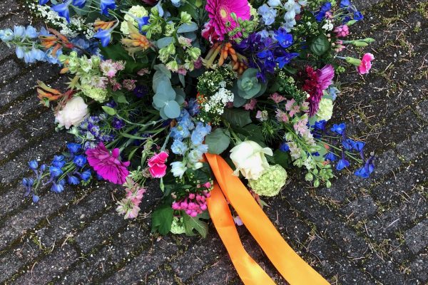Bloemstuk Oarnjevereniging Wolfheze