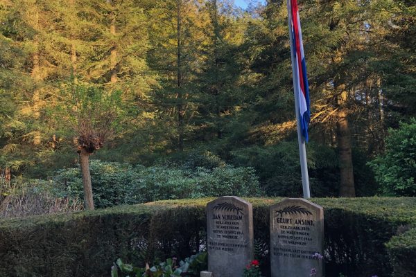 Monument twee omgekomen verzetshelden
